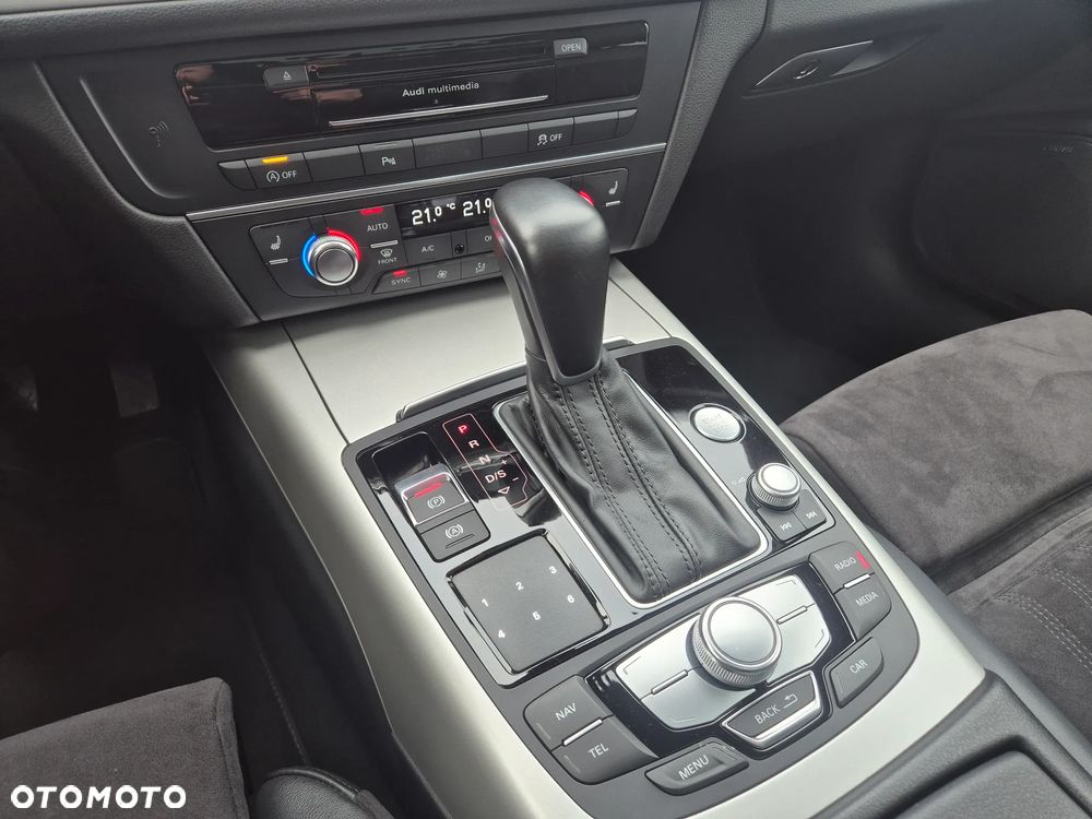 Audi A6 Avant 2.0 TDI Ultra S tronic - 34