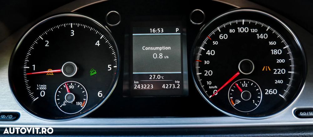 Volkswagen Passat - 28