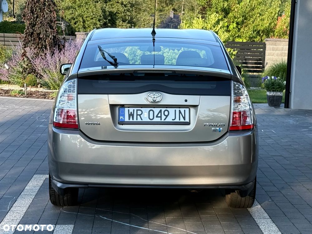 Toyota Prius 1.5 VVT-i Sol - 6