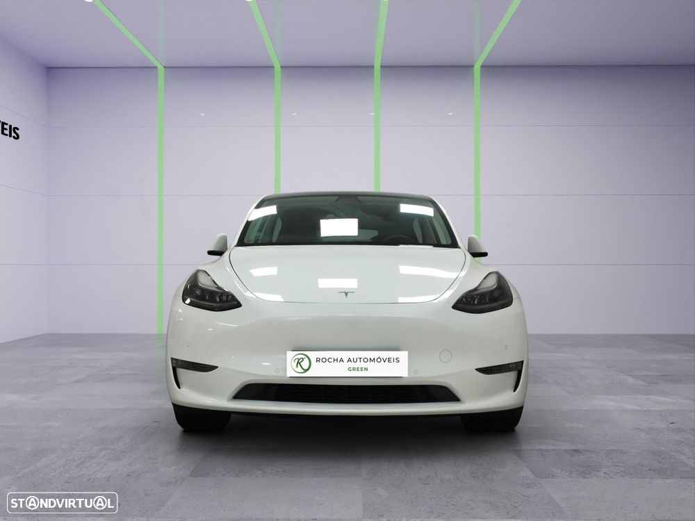 Tesla Model Y Long-Range RWD - 2