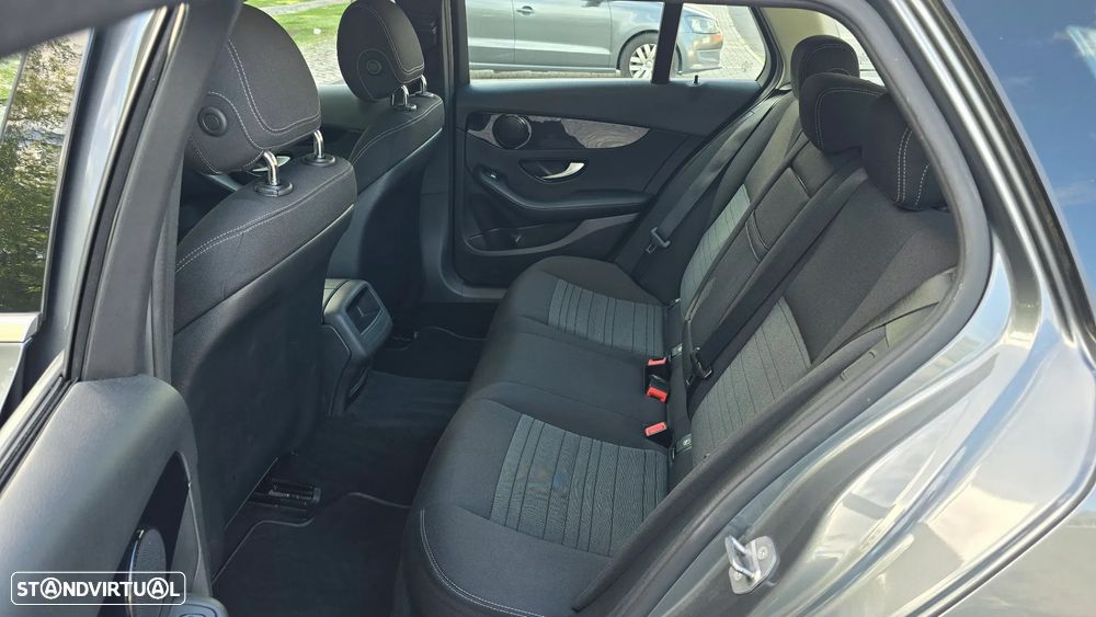 Mercedes-Benz C 180 BlueTEC Exclusive - 37