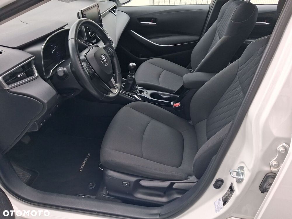 Toyota Corolla 1.6 Premium EU6 - 15