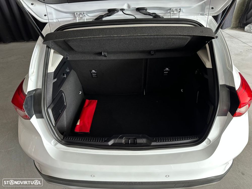 Ford Focus 1.5 TDCi EcoBlue Active X - 23