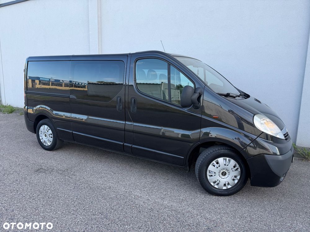 Opel Vivaro L2H1 2.9t - 11