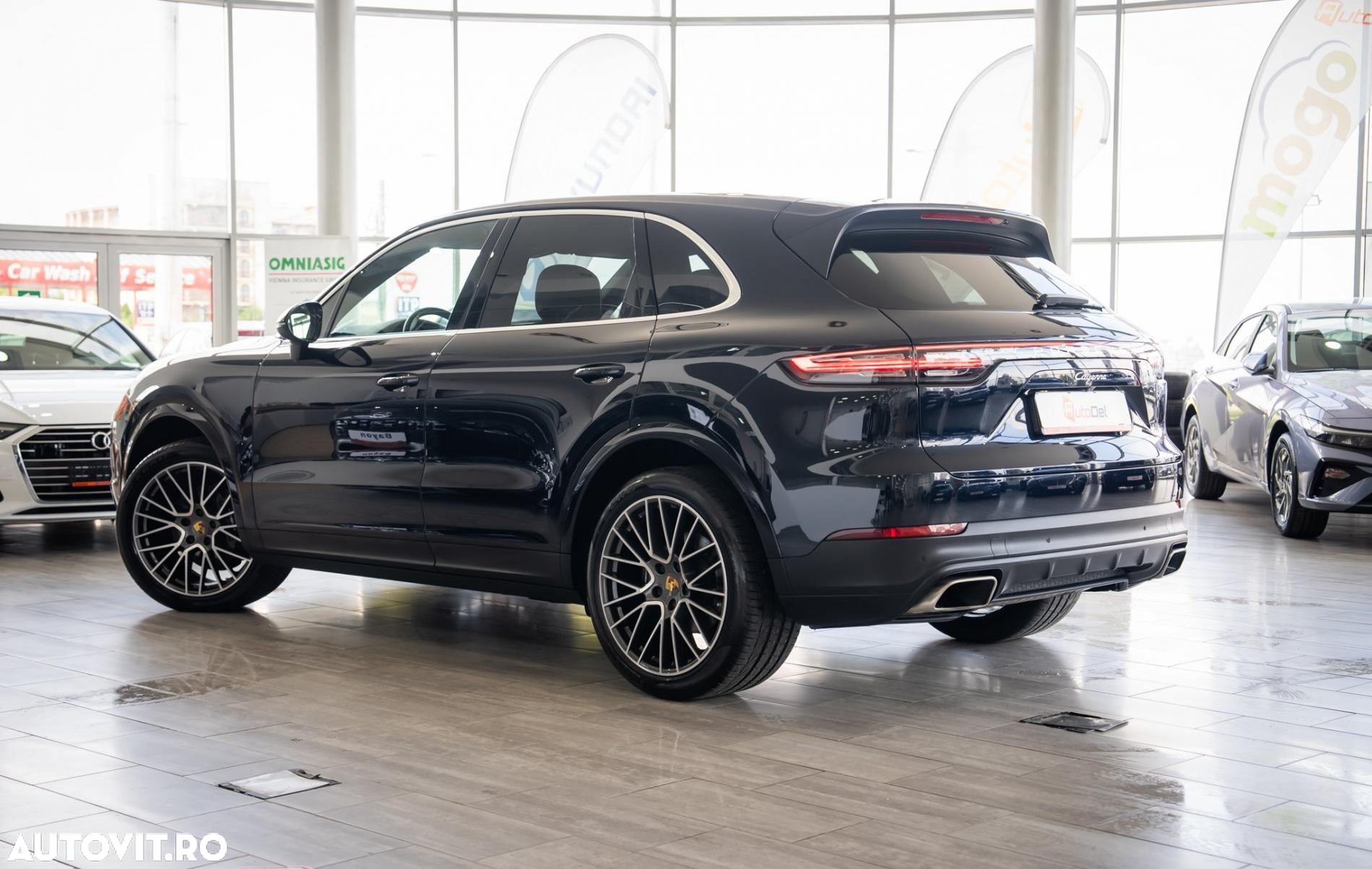 Porsche Cayenne Tiptronic S Platinum Edition - 3