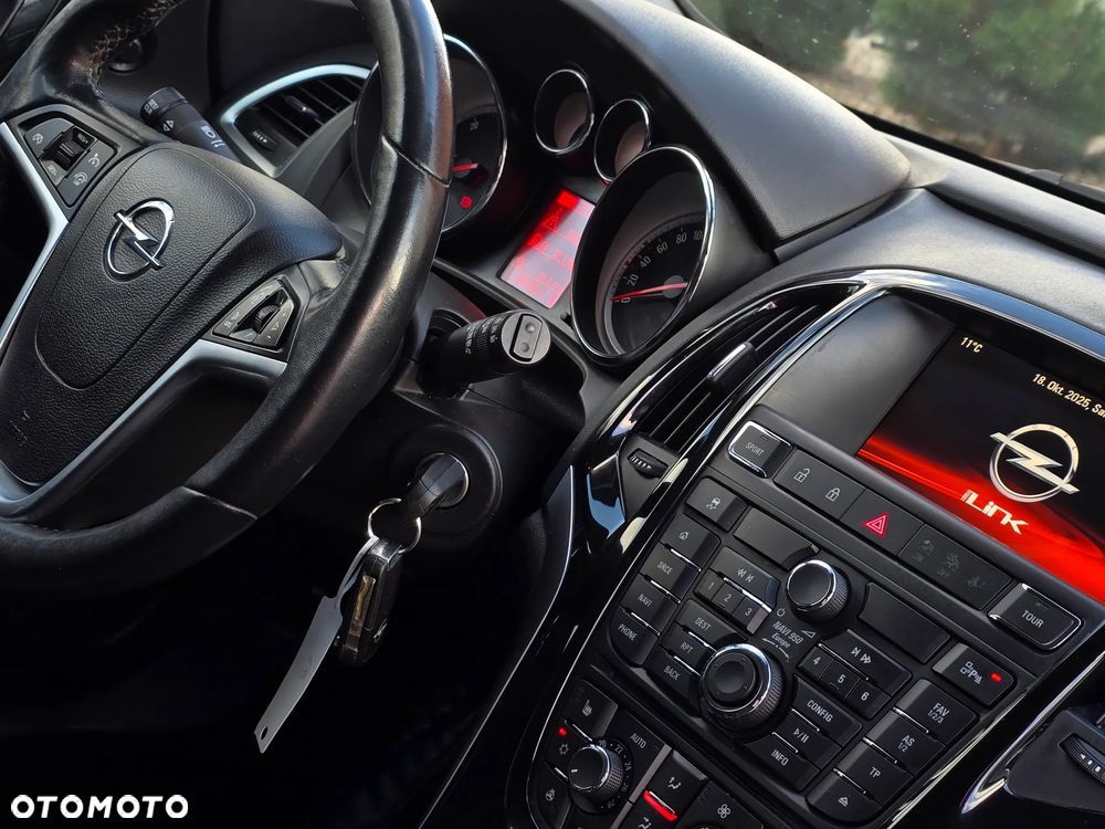 Opel Astra 2.0 CDTI Exklusiv - 30