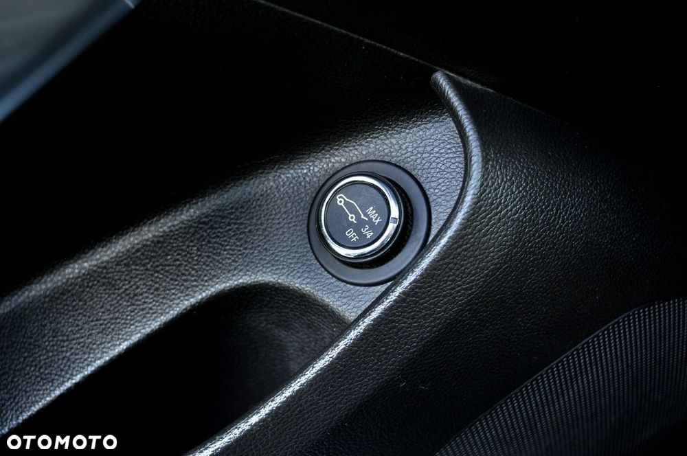 Opel Insignia 2.0 CDTI Cosmo ecoFLEX S&S - 22