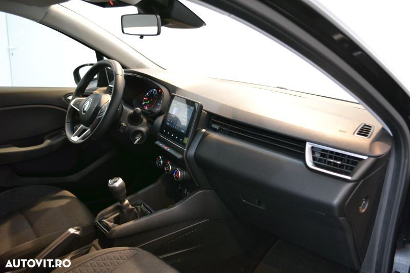 Renault Clio - 12