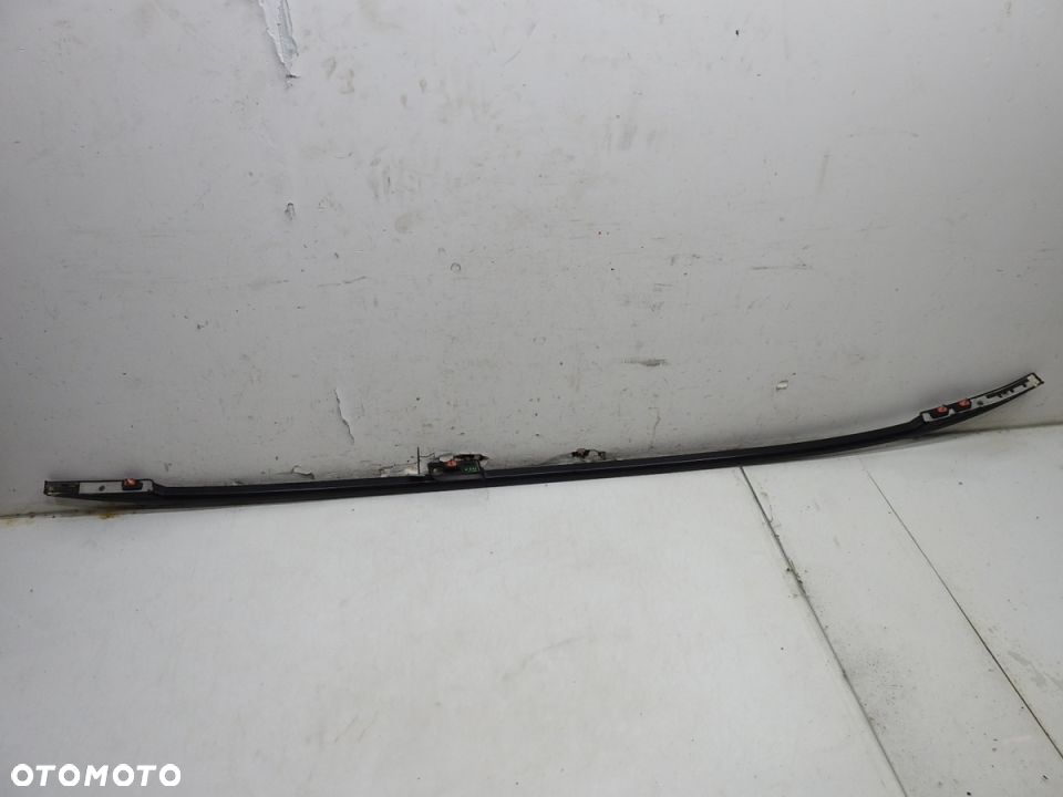 RELING DACHOWY PRAWY MERCEDES W212 KOMBI - 9