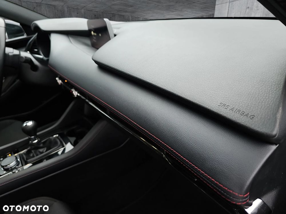 Mazda 3 e-SKYACTIV-G 122 M HYBRID HOMURA - 17