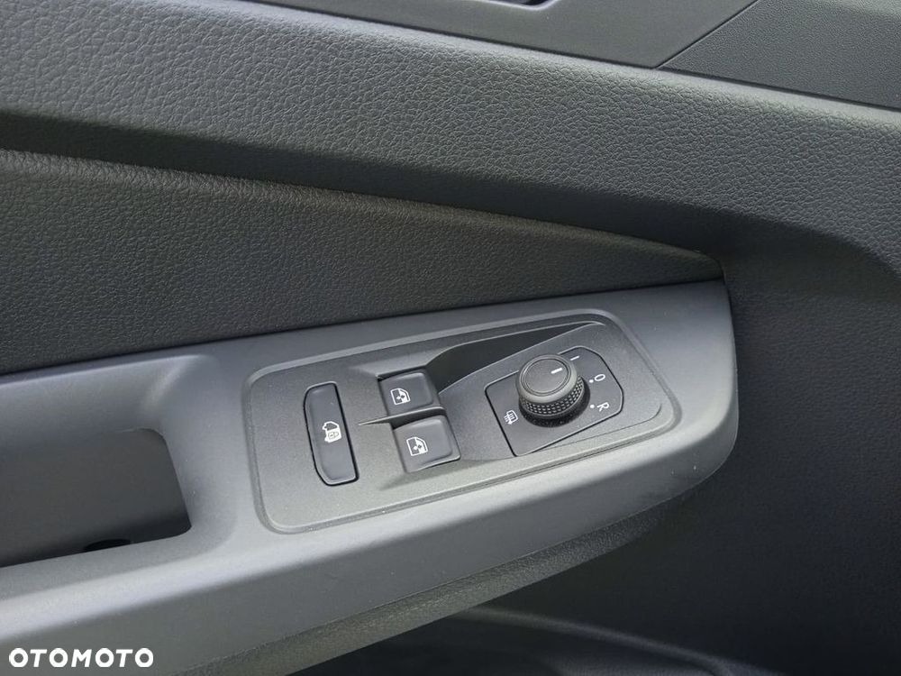 Ford Transit connect - 33