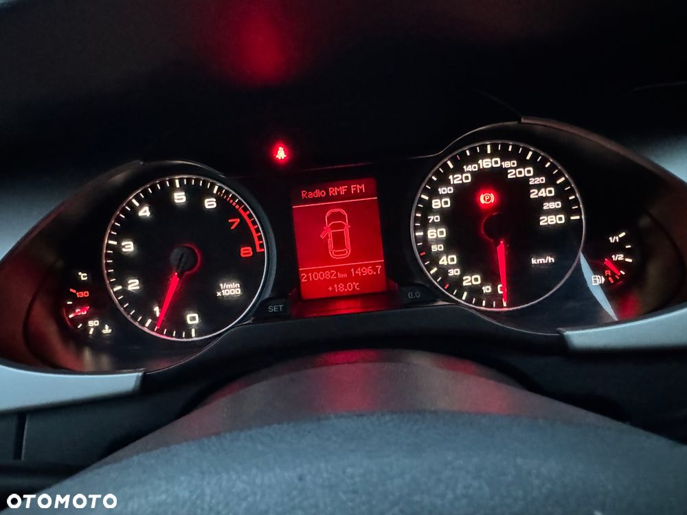 Audi A4 Avant 1.8 TFSI Ambiente - 24