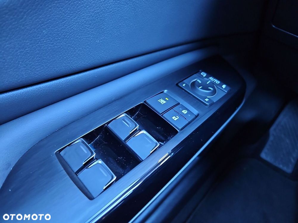 Lexus ES 300h Prestige - 17