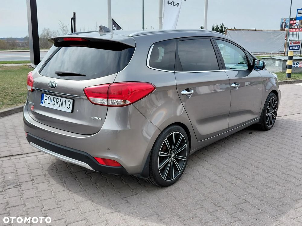 Kia Carens 1.7 CRDi Business Line 7DCT - 5
