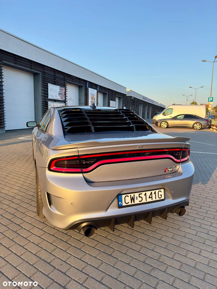 Dodge Charger - 10