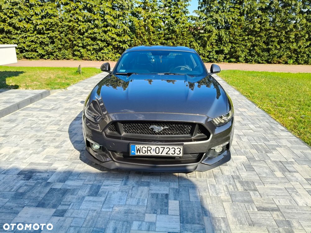 Ford Mustang 5.0 V8 GT - 2