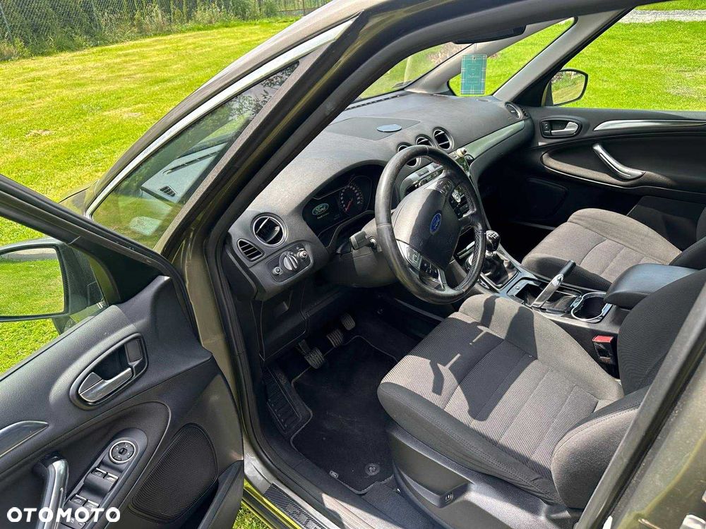 Ford S-Max - 5