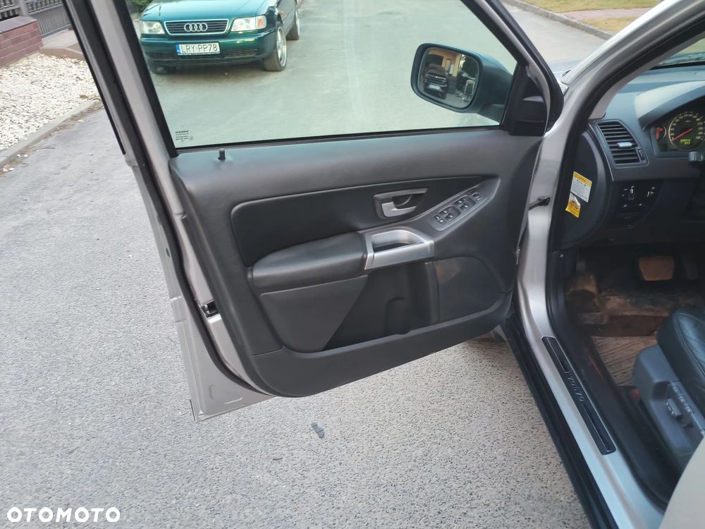 Volvo XC 90 T6 Executive - 19