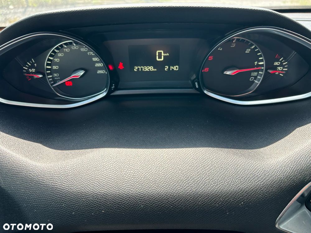 Peugeot 308 - 17