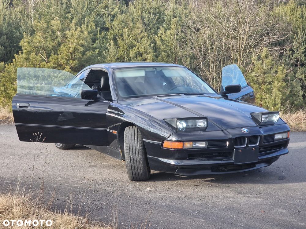BMW Seria 8 - 12