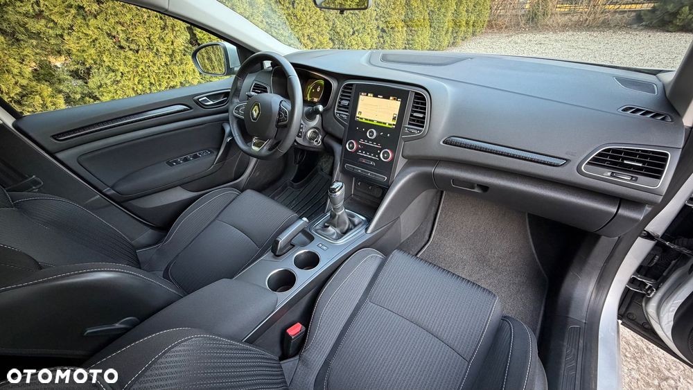 Renault Megane ENERGY TCe 130 EXPERIENCE - 11