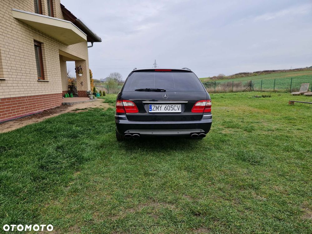 Mercedes-Benz Klasa E 55 T AMG - 3