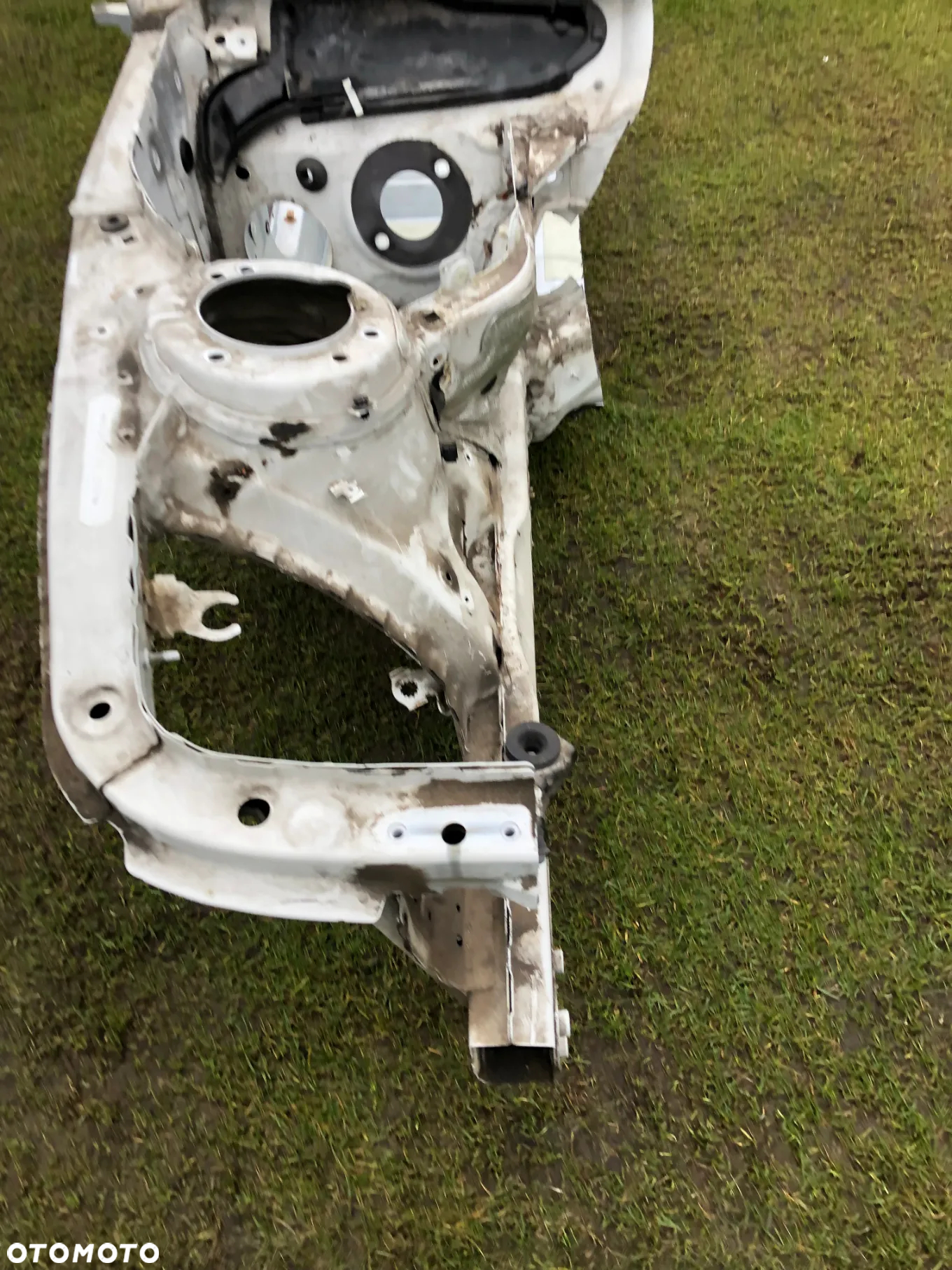 BŁOTNIK ĆWIARTKA PODŁUŻNICA PRÓG BMW F31 A96 - 18