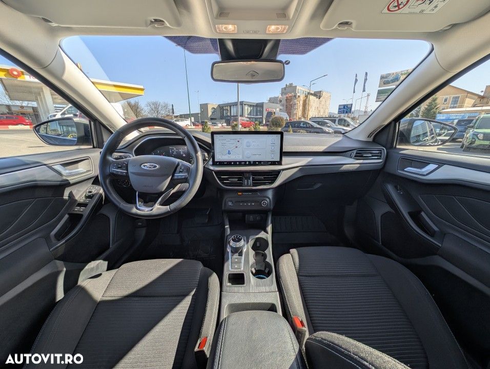Ford Focus - 18