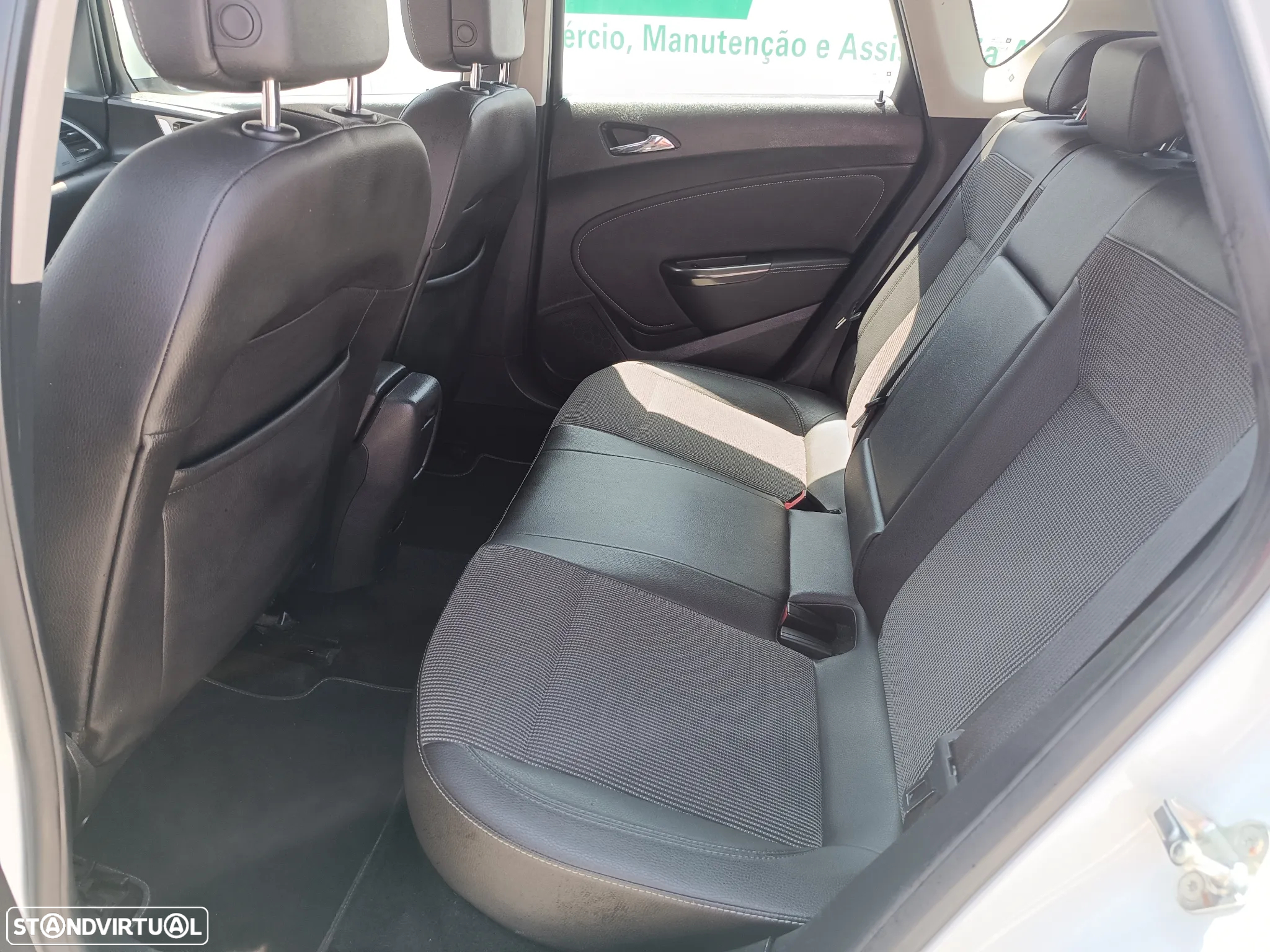 Opel Astra 1.4 T Cosmo S/S - 19