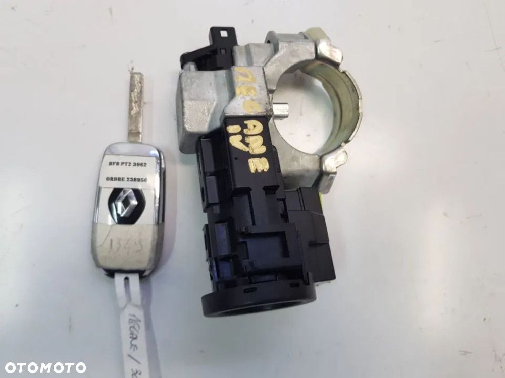 Stacyjka kluczyk Renault Megane IV 1.3TCE 285904BA0A - 1