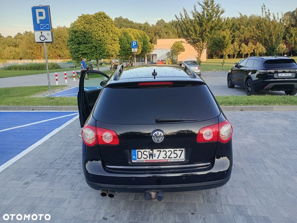 Volkswagen Passat 2.0 TDI Comfortline - 8