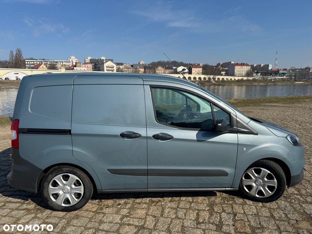 Ford Transit courier - 4