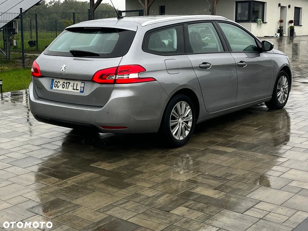 Peugeot 308 - 4