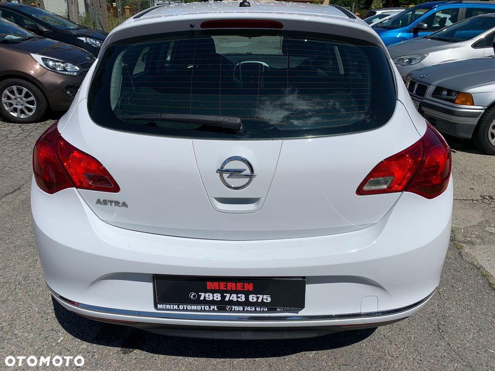 Opel Astra 1.6 Cosmo - 11