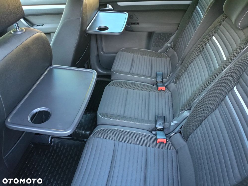 Volkswagen Touran 1.6 TDI DPF BlueMotion Technology Cup - 22