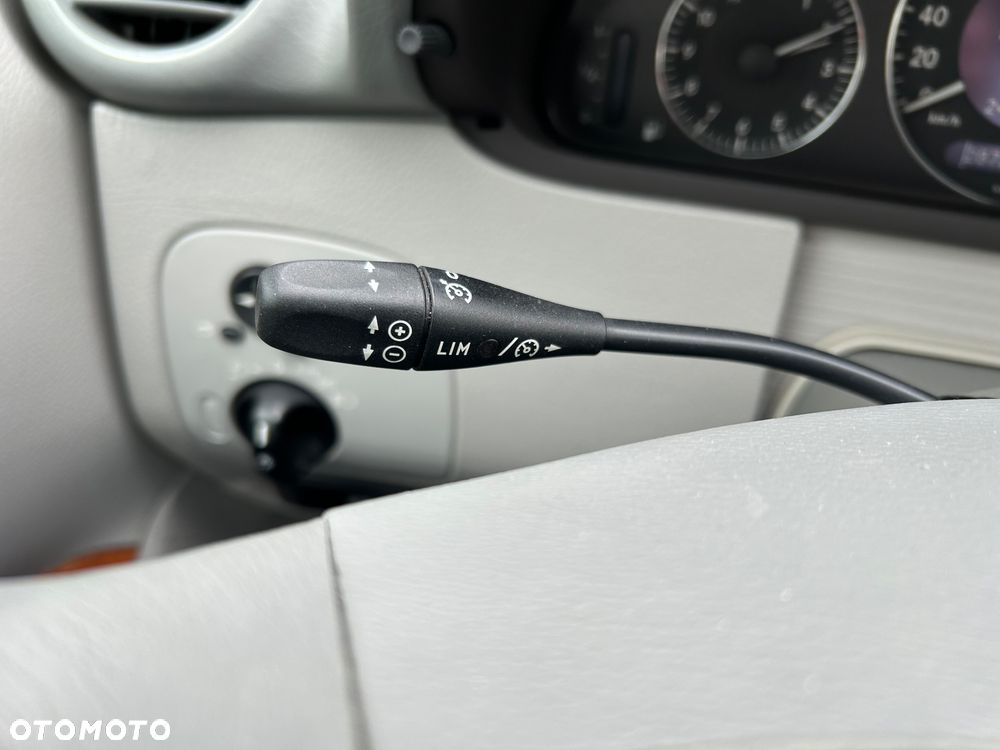 Mercedes-Benz CLK - 10