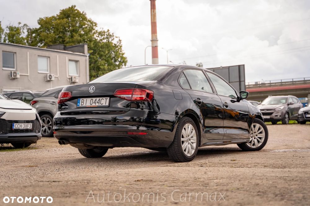 Volkswagen Jetta 2.0 Base - 7