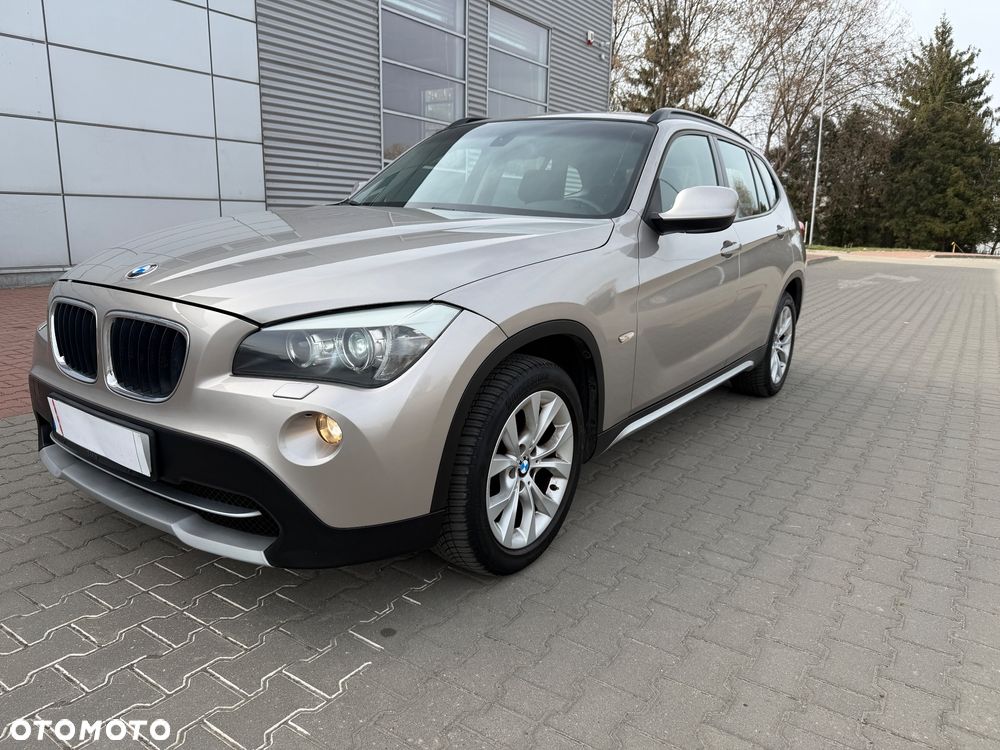 BMW X1 sDrive18i - 1