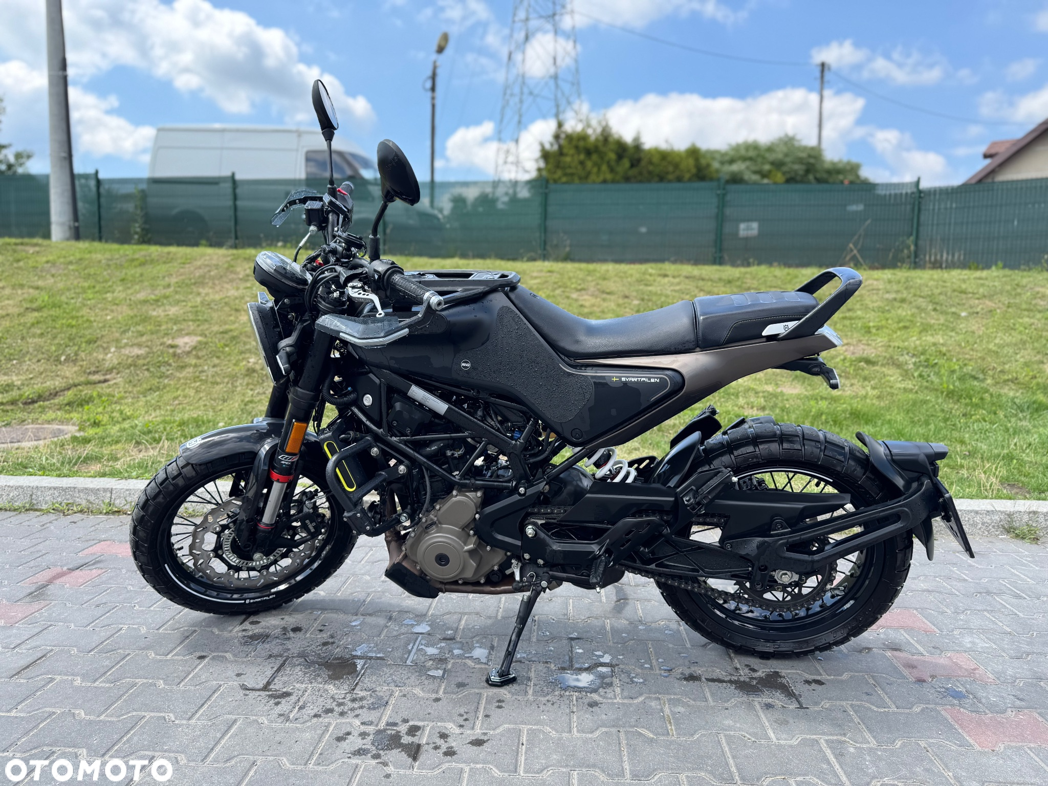 Husqvarna Svartpilen - 2