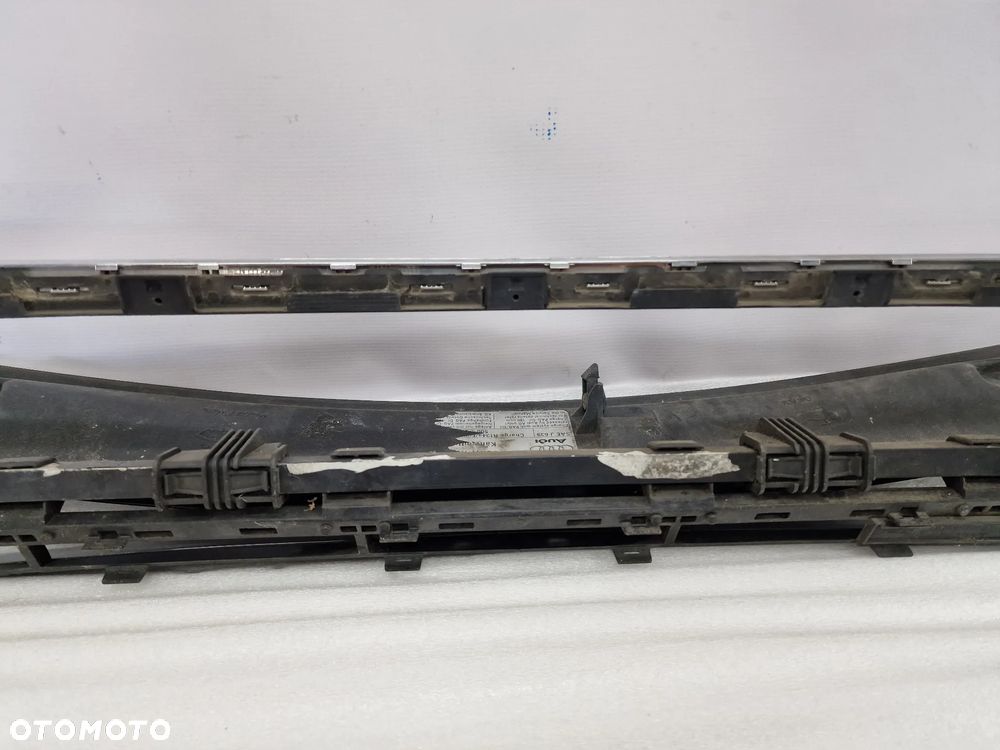 AUDI A2 8Z0 99- ATRAPA / GRILL PRZEDNI PRZÓD , NR 8Z0853692A , NR AUKCJI GR83 - 14