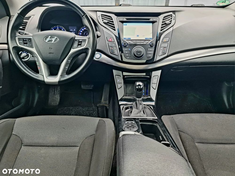 Hyundai i40 Kombi blue 1.7 CRDi DCT Premium - 8