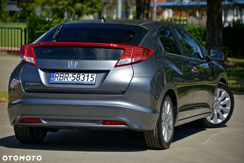 Honda Civic 1.4 i-VTEC - 6