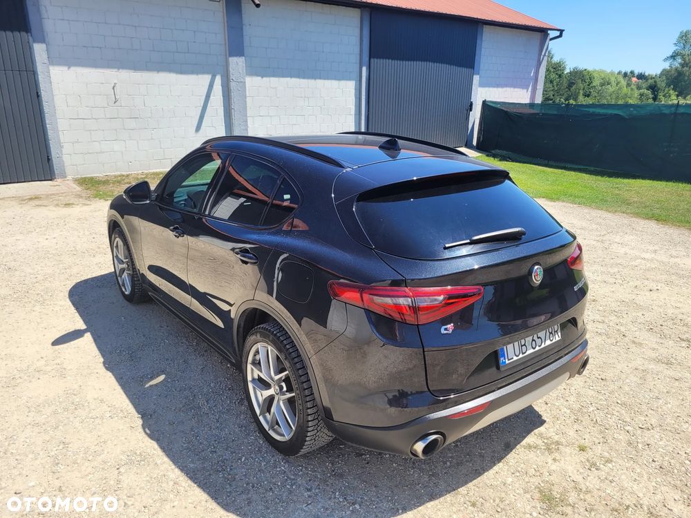 Alfa Romeo Stelvio 2.0 Turbo 16V AT8-Q4 Veloce Ti - 7