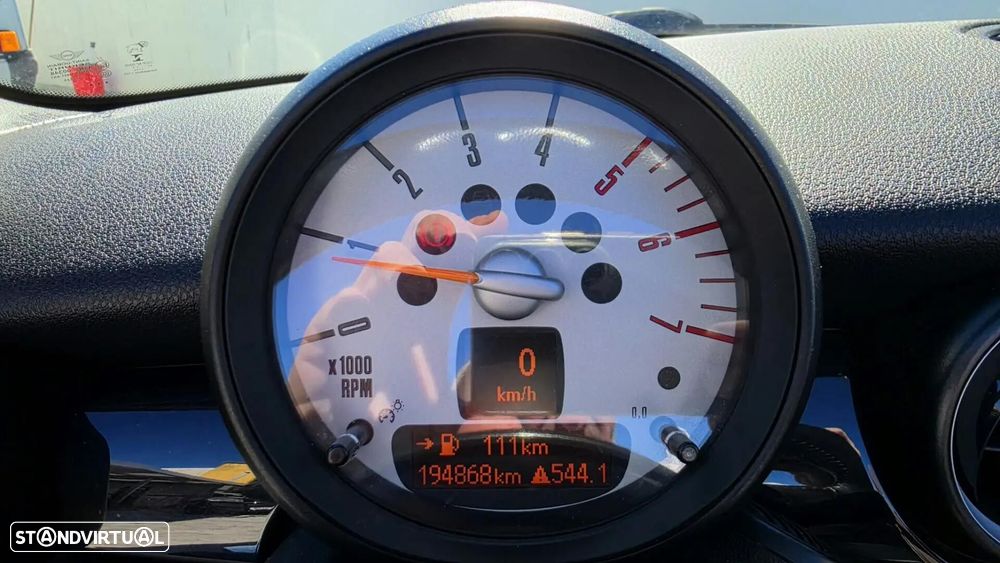 MINI Cabrio Cooper D - 21