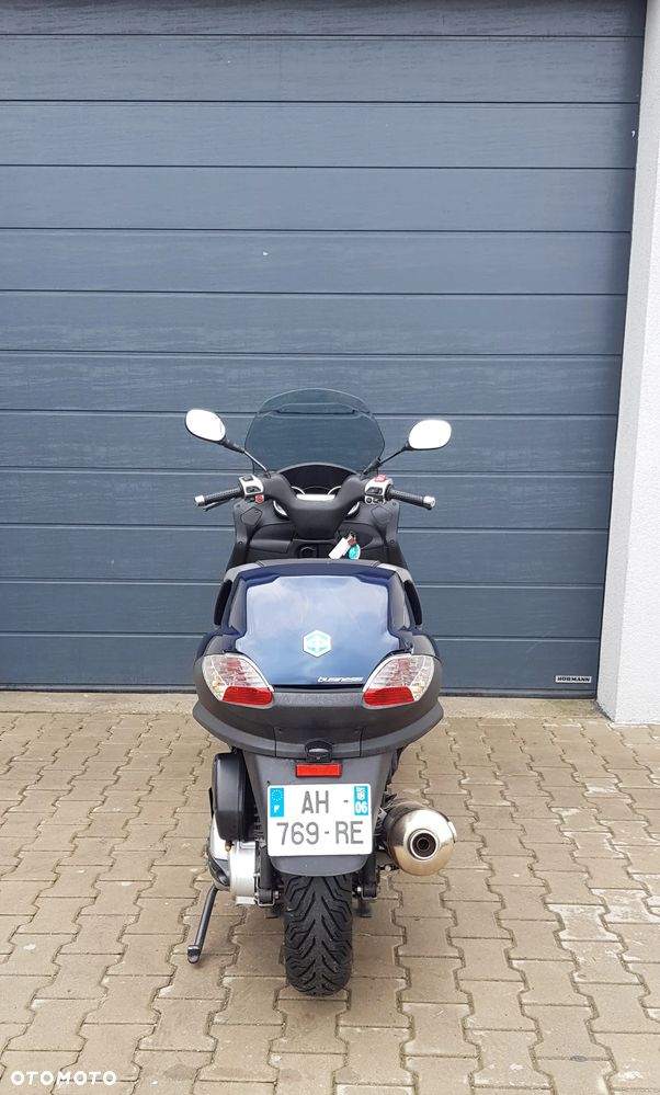 Piaggio MP-3 - 6