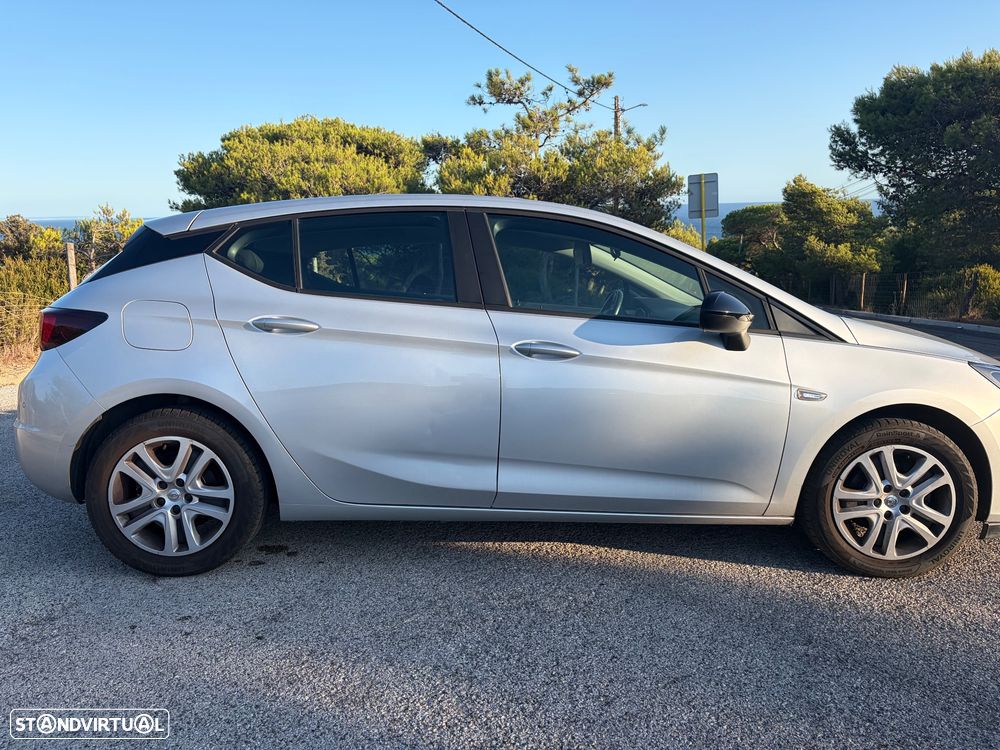 Opel Astra 1.2 T Edition - 4