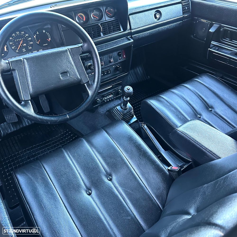 Volvo 245 - 14