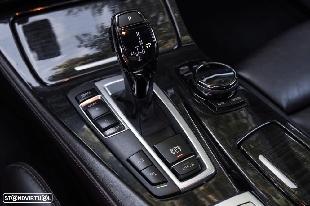 BMW 525 d Pack M Auto - 23