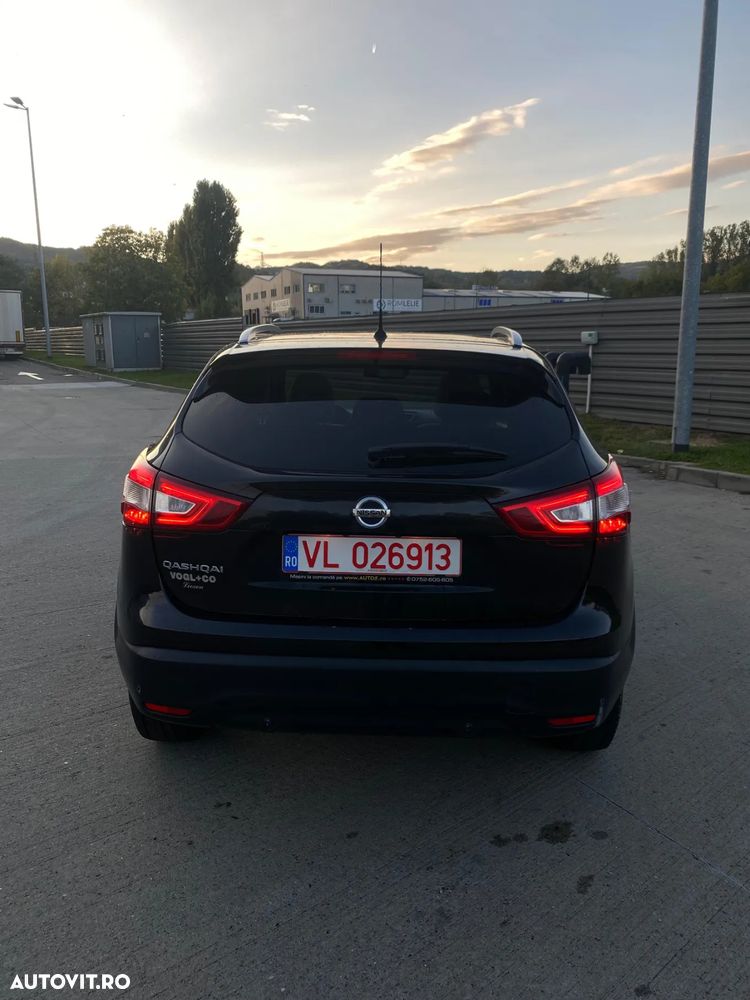 Nissan Qashqai 1.6 DCI 4 x 4 DPF Start/Stop tekna - 8
