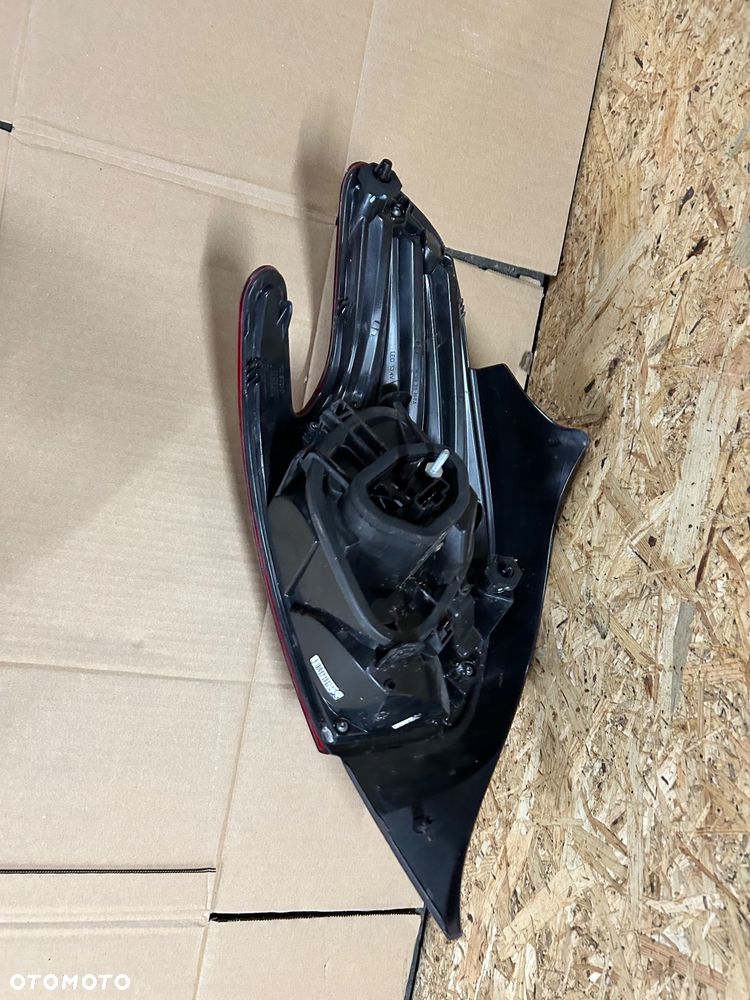 Peugeot 208 I lift lampa prawy tył led 9810430580 europa - 7